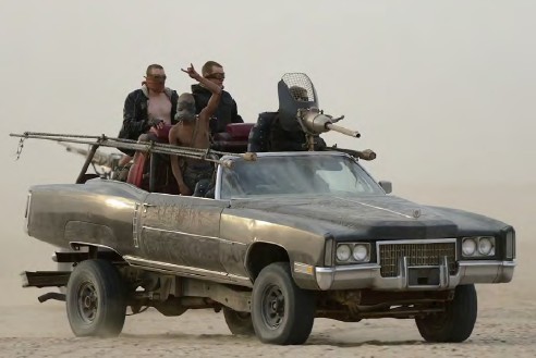 Samochody z filmu Mad Max: Fury Road sprzedawane na aukcji