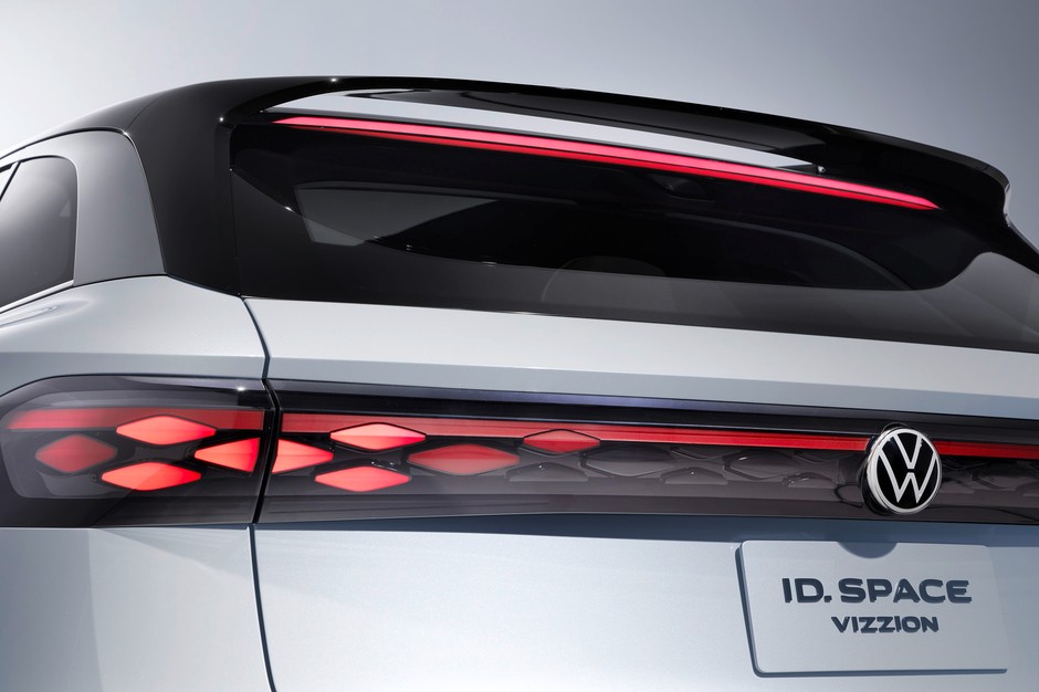 Volkswagen ID. Space Vizzion - elektryczne kombi większe od Passata