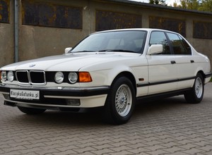 To BMW stało 23 lata w salonie i jest jak nowe