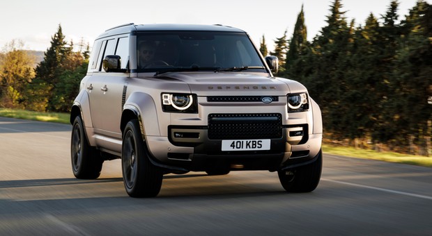 Defender OCTA to driftująca terenówka. Nikt jeszcze takiej nie zrobił
