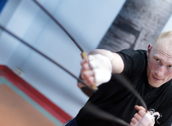 Kiedyś za grzechy za kółkiem poszedł siedzieć. Jak dziś jeździ Krzysztof Diablo Włodarczyk?