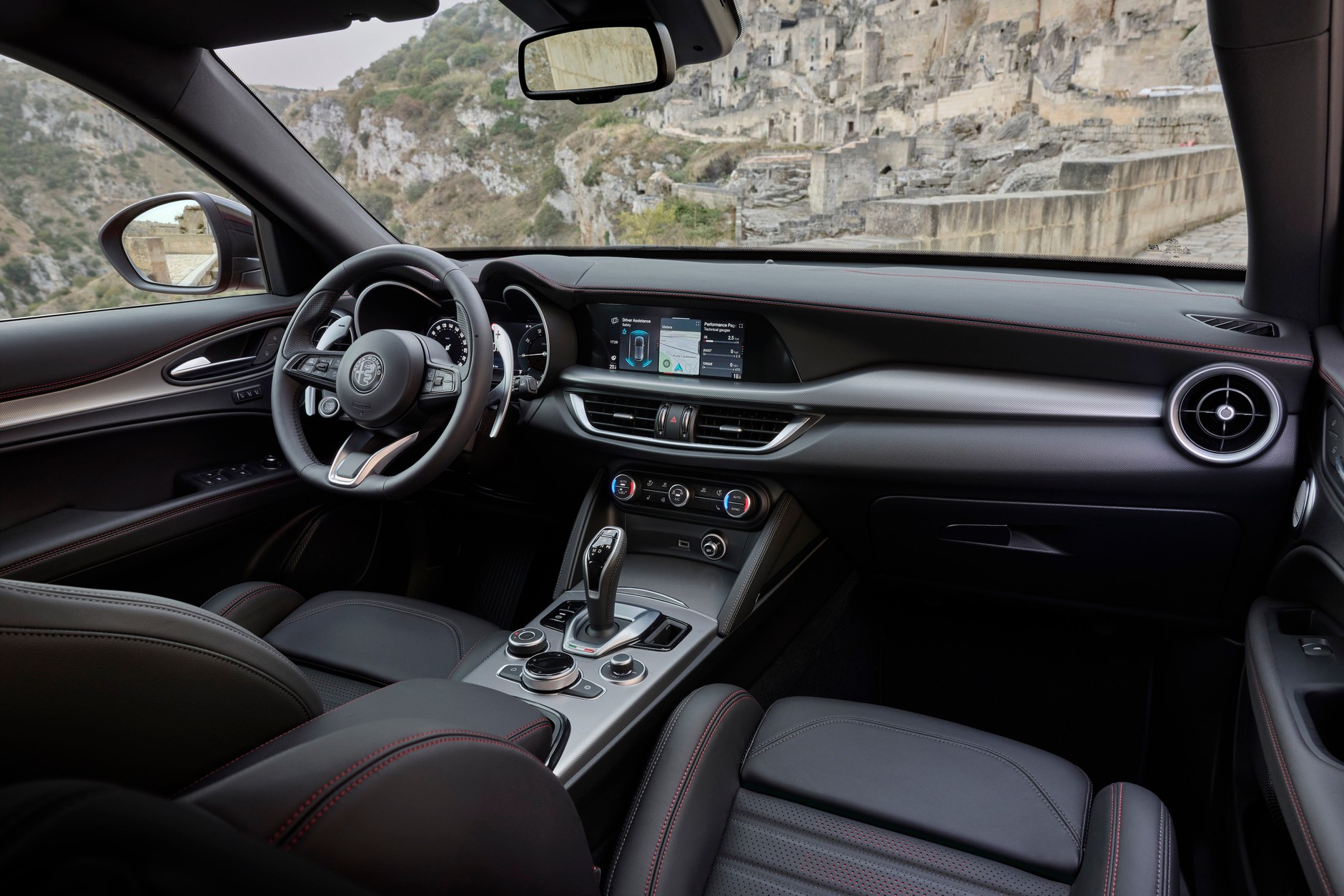 Alfa Romeo Stelvio Tributo Italiano