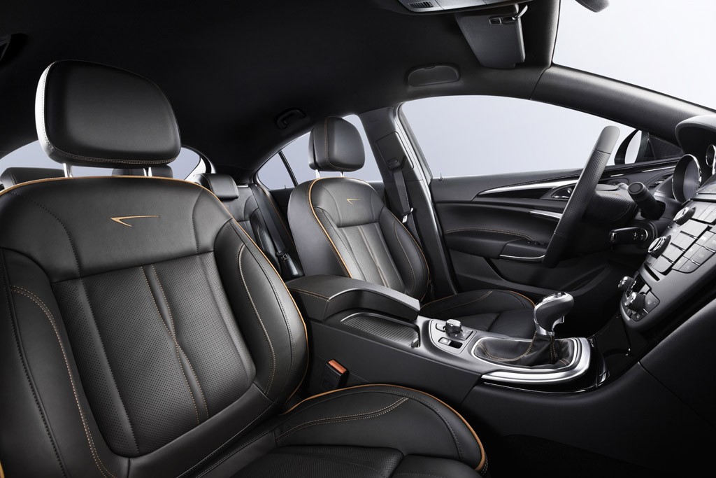 Opel Insignia 1.4 Turbo: duże auto, mały silnik. Czy to na pewno dobry pomysł?