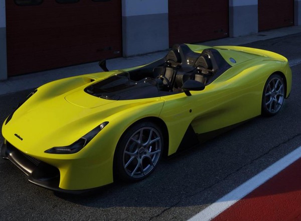 Dallara Stradale – z wyścigowymi korzeniami