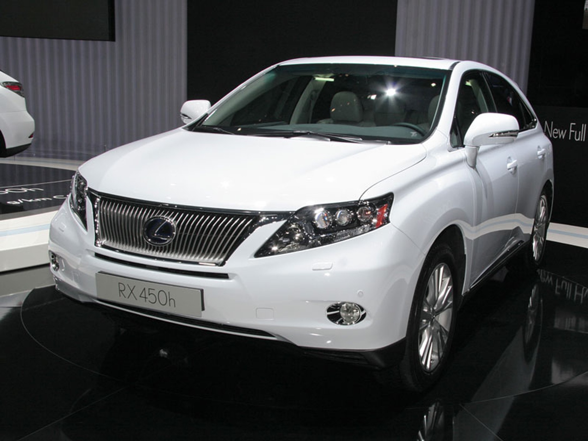 Genewa 2009: Lexus RX 450h – pierwsze wrażenia