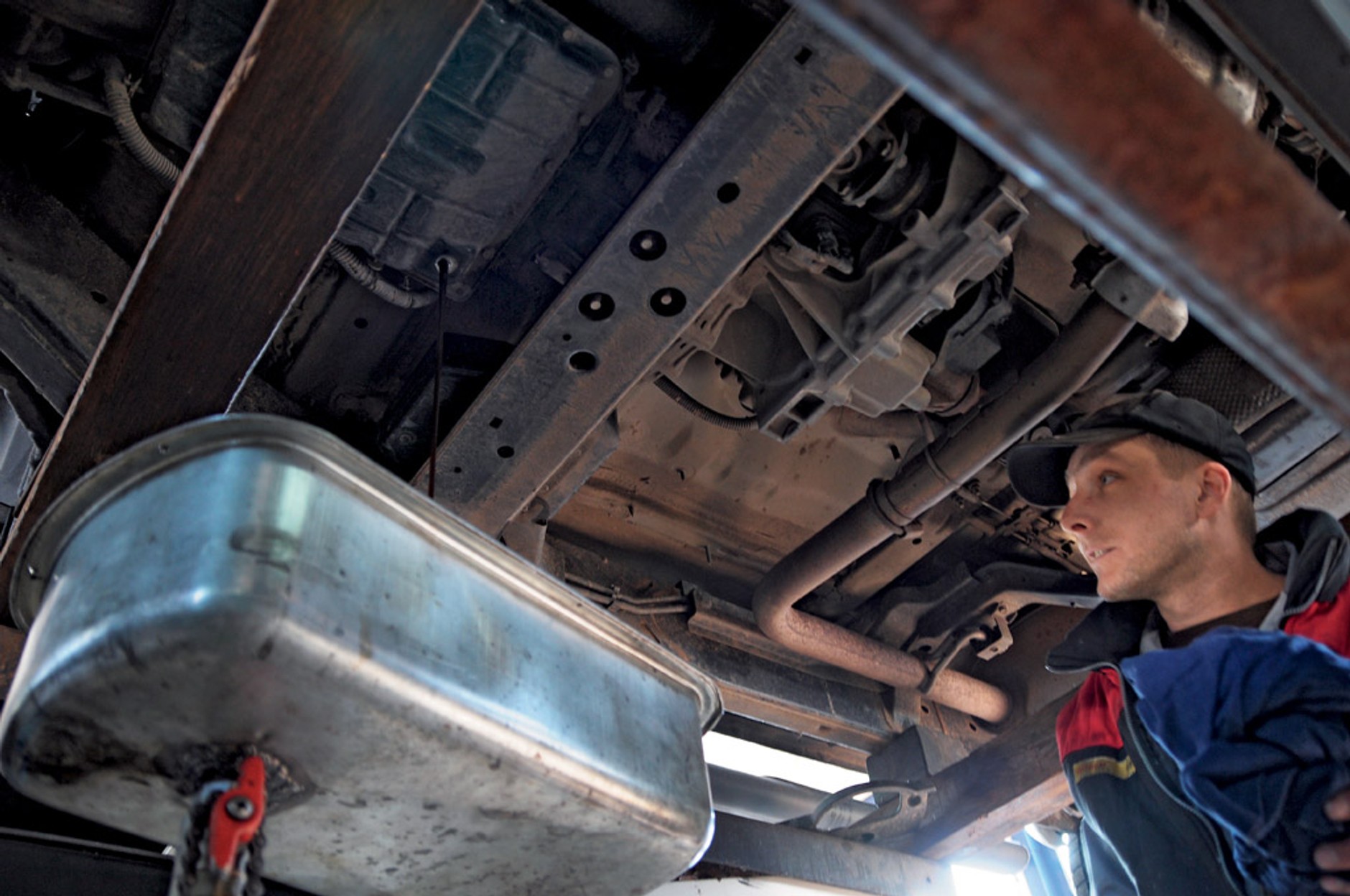 Jak wybrać właściwy olej do auta terenowego?