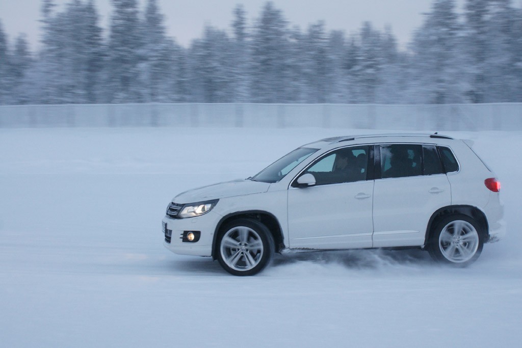 Volkswageny z napędem 4motion zdobywają Nordkapp