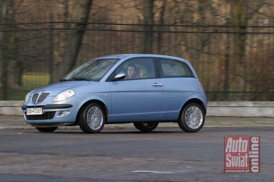 Lancia Ypsilon
