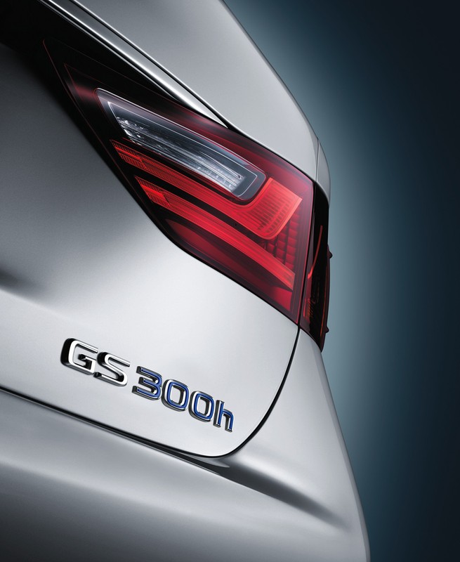 Nowy Lexus GS 300h