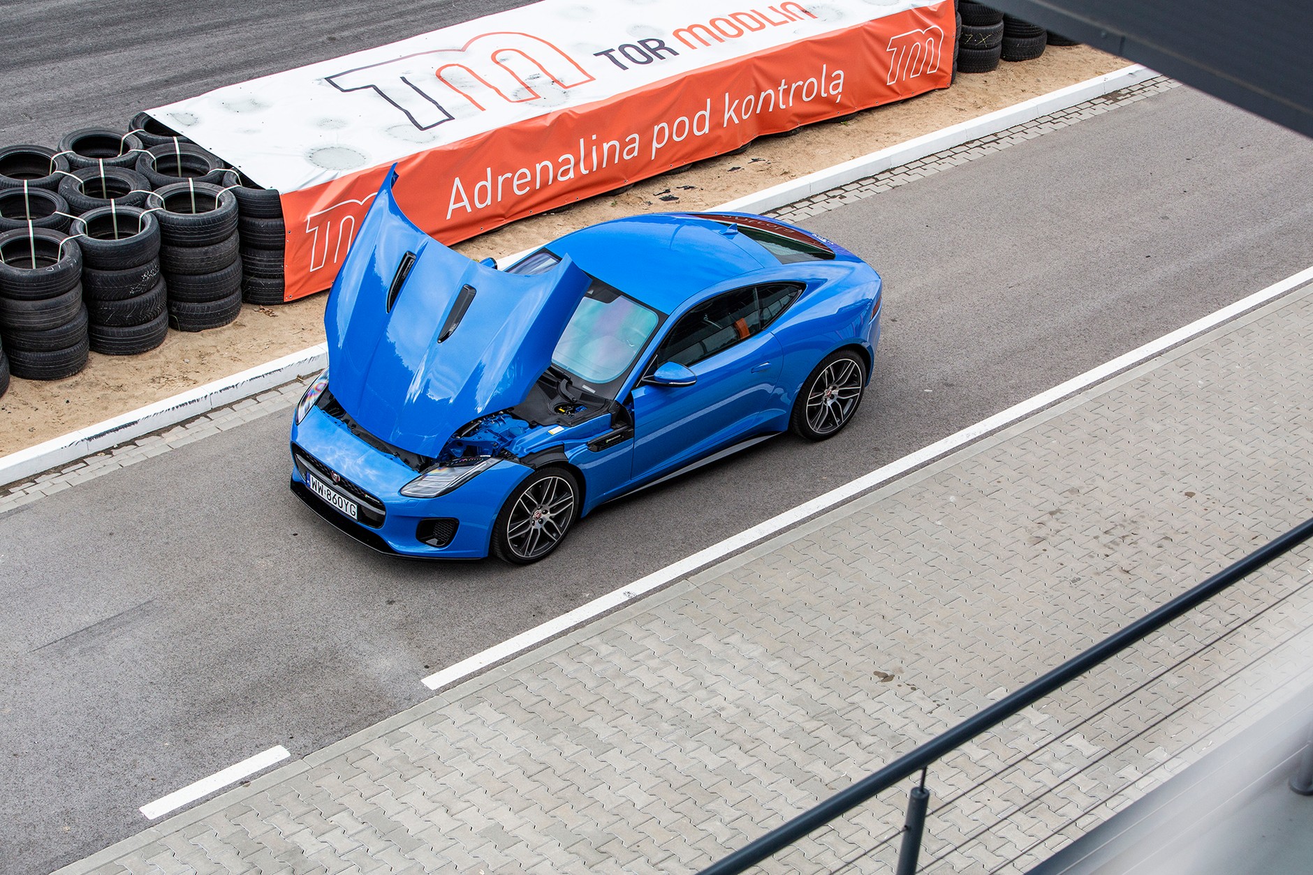 Jaguar F-Type P300 - skąd pomysł na taki silnik?