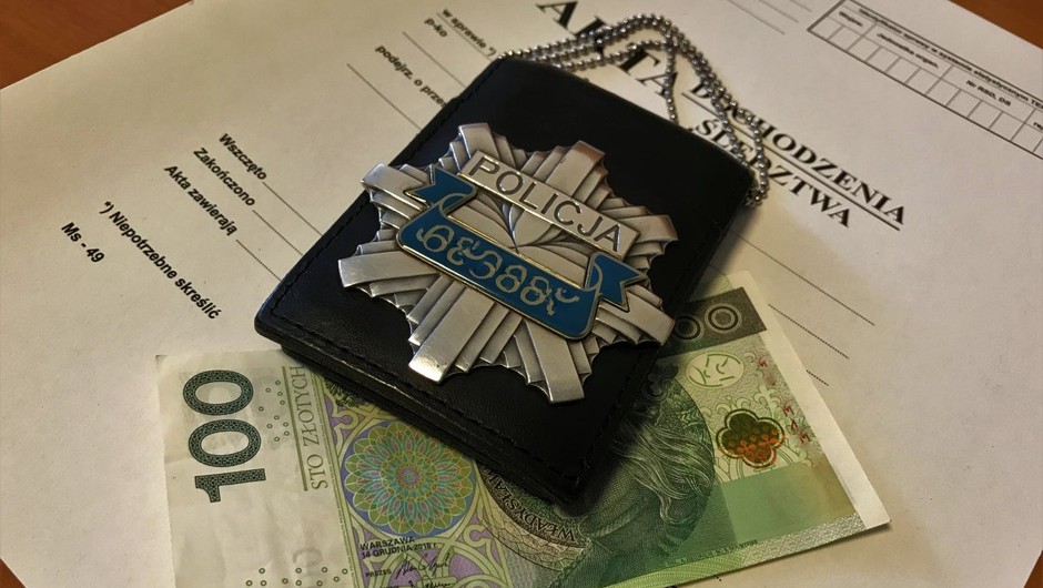 Za próbę wręczenia łapówki grozi kierowcy kara do 8 lat pozbawienia wolności