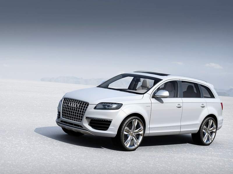 Zdjęcia szpiegowskie: Dwunastocylindrowe Audi Q7 na ON