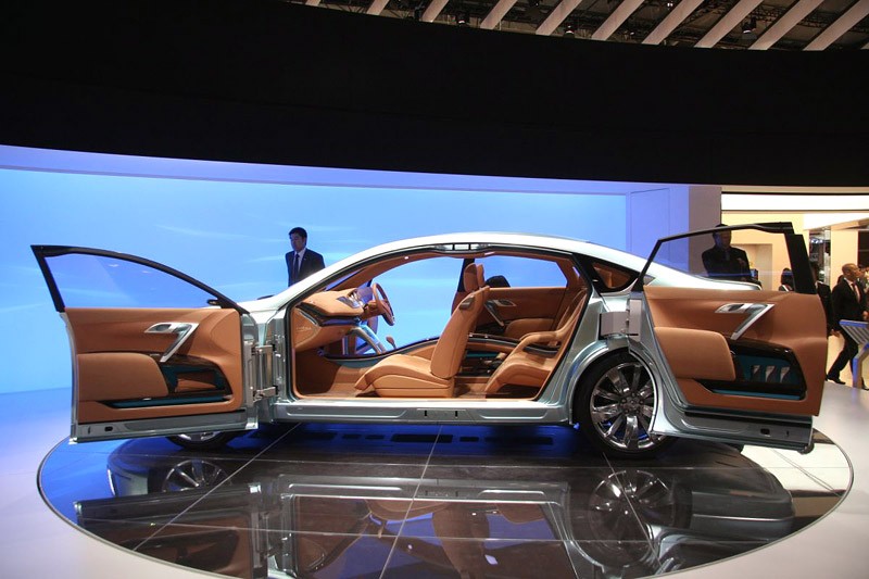 Tokio Motor Show 2007: Nissan Intima - nowoczesne życie z dieslem
