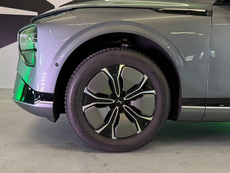 XPeng G9