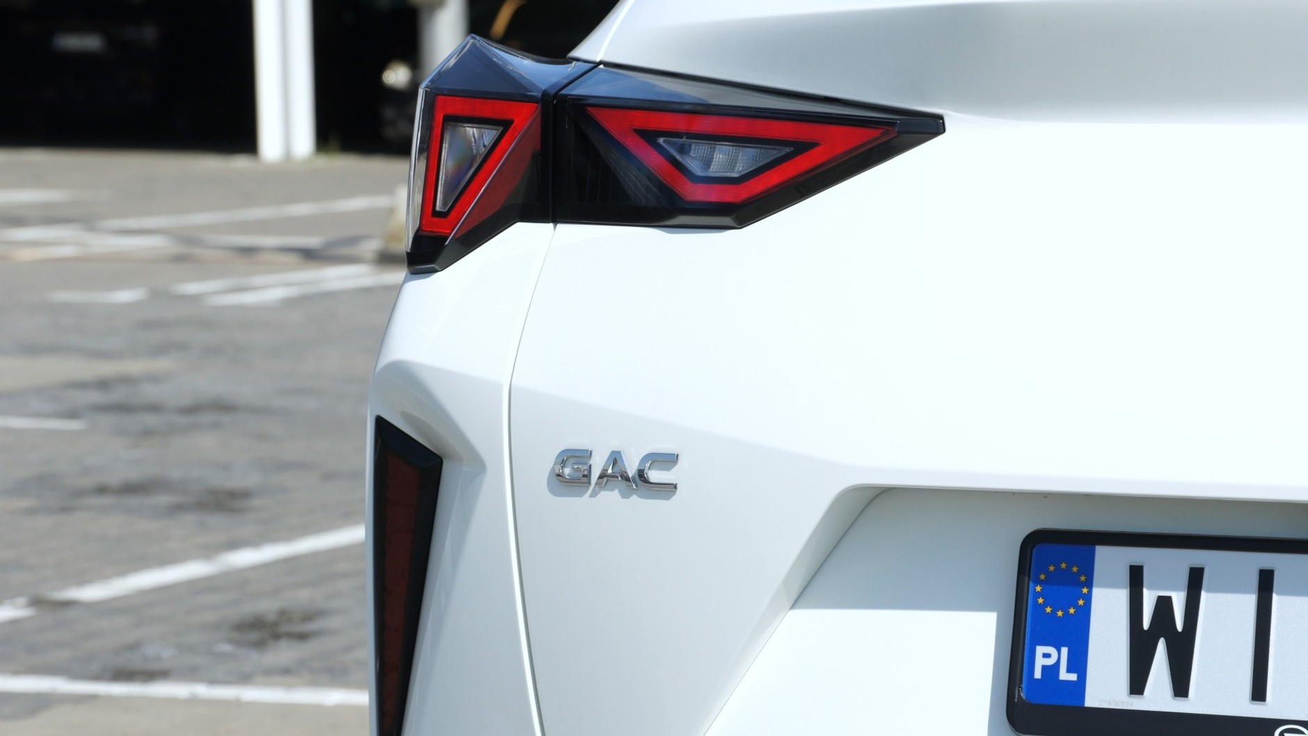 GAC Emzoom