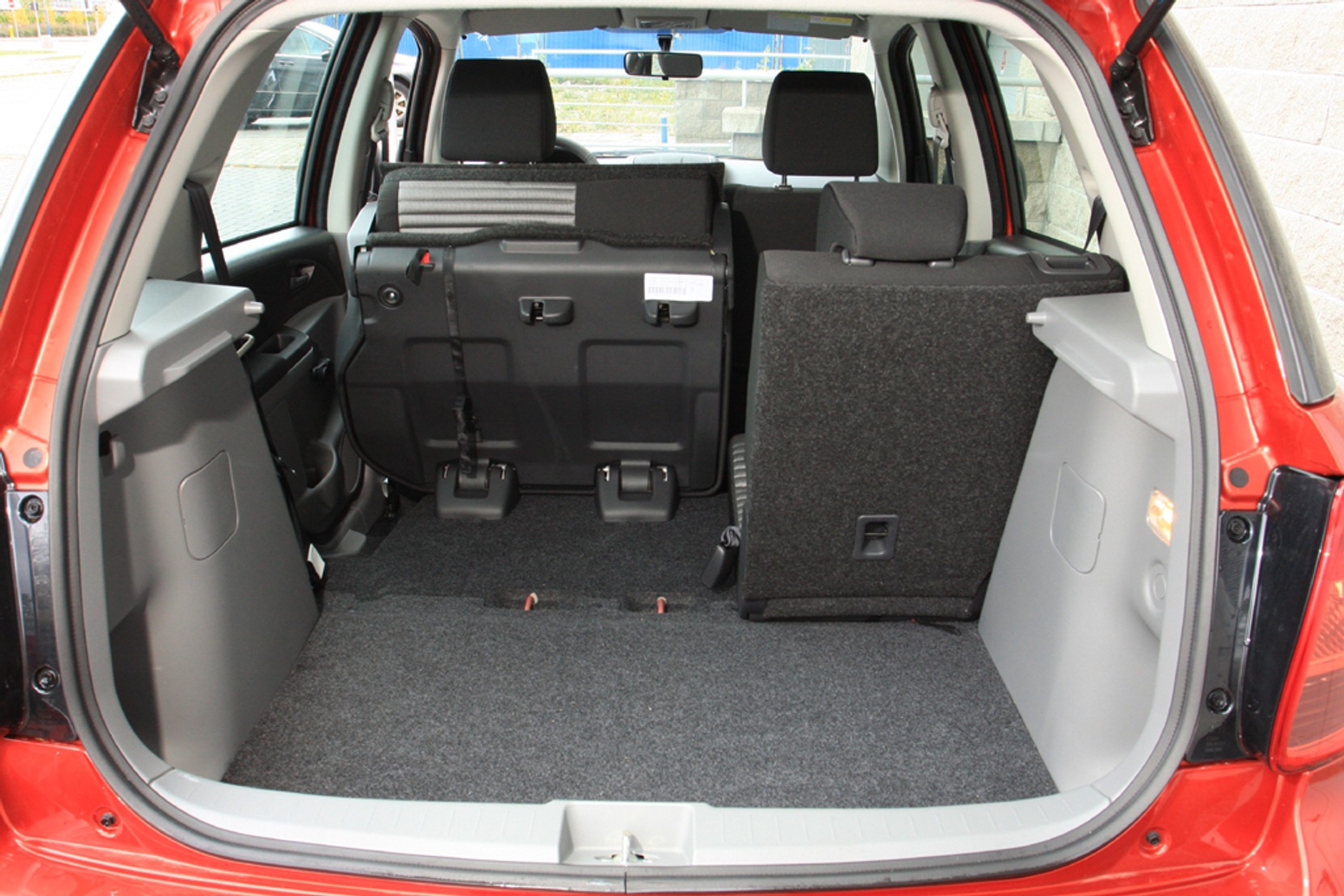 Suzuki SX4 1.6 - Nie za duża niby-terenówka