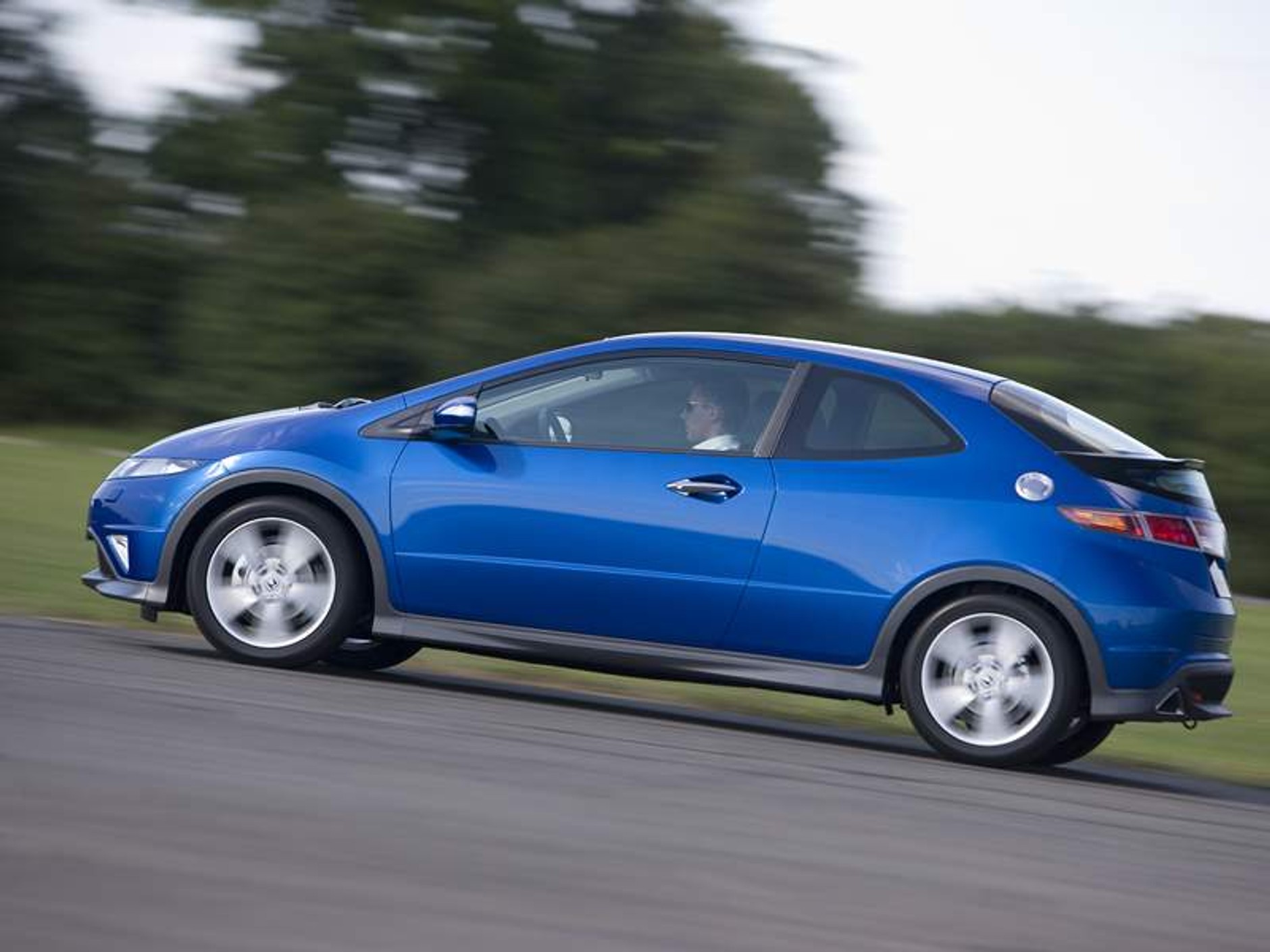 Honda Civic Type R i Type S – kompletne informacje