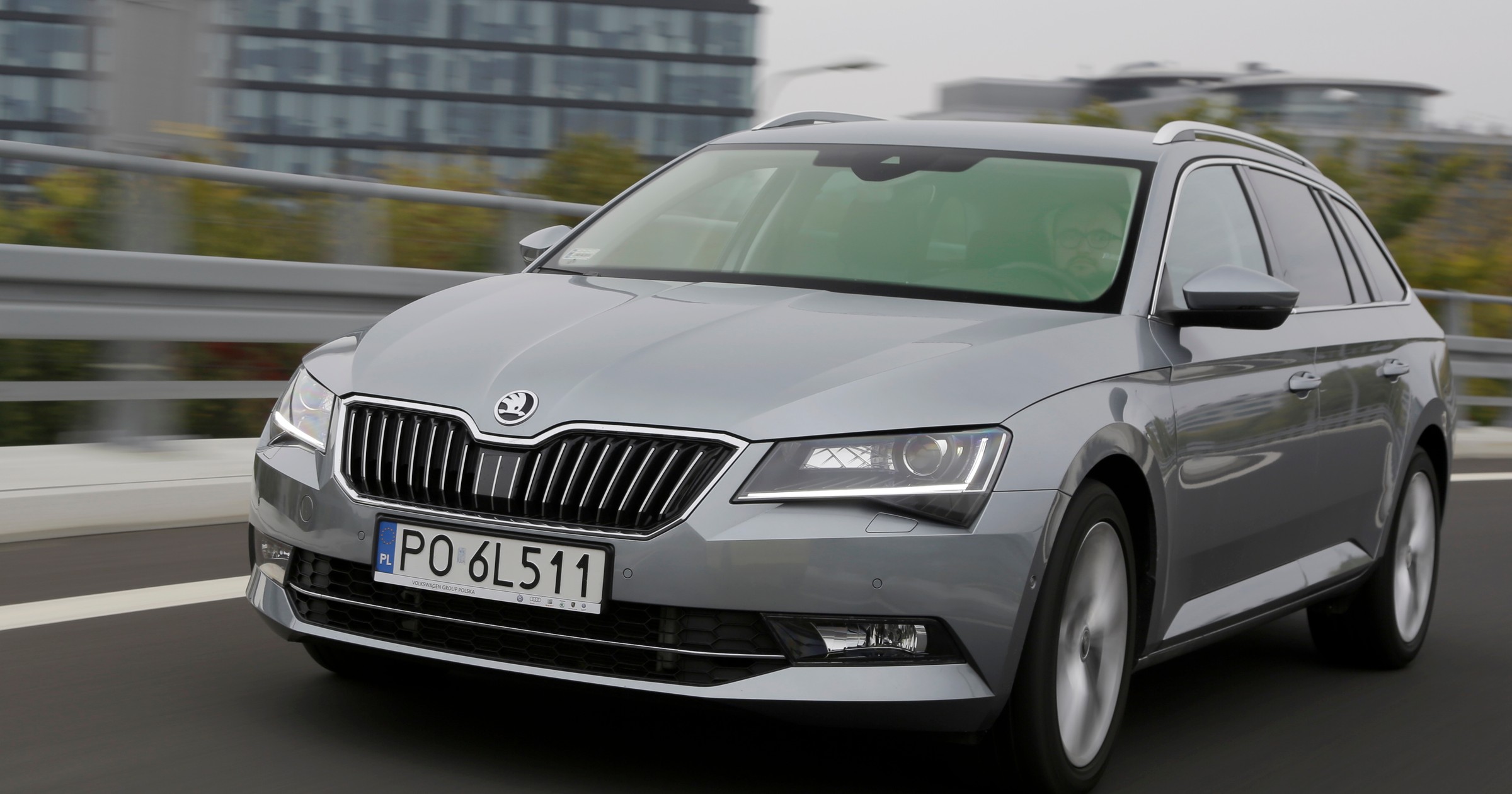 Skoda Superb Combi 2.0 TDI:190 KM (9)