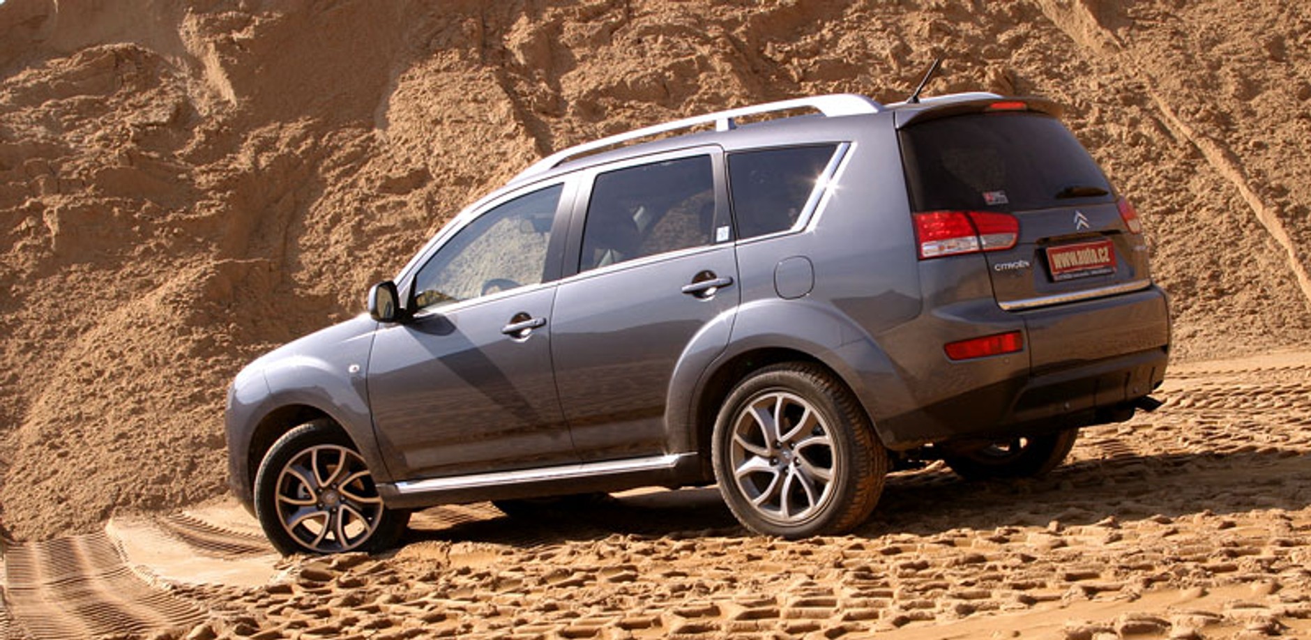 Citroën C-Crosser 2,2 HDI - spełnienie marzeń za 140 tys. zł