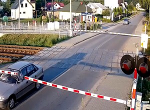 Kierowca Opla nawet nie zwolnił. Przerażające nagranie