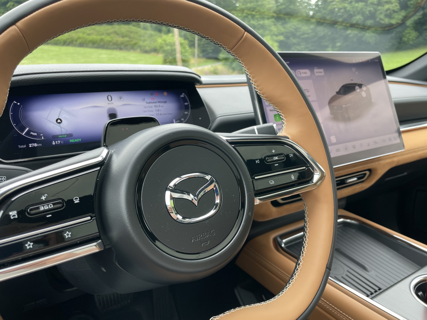 Prowadzenie "szóstki" jest przyjemne, ale nie wyjątkowo angażujące