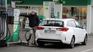 Zamontowałem gaz w swojej hybrydzie. Za przejechanie 100 km płacę tylko 21 zł