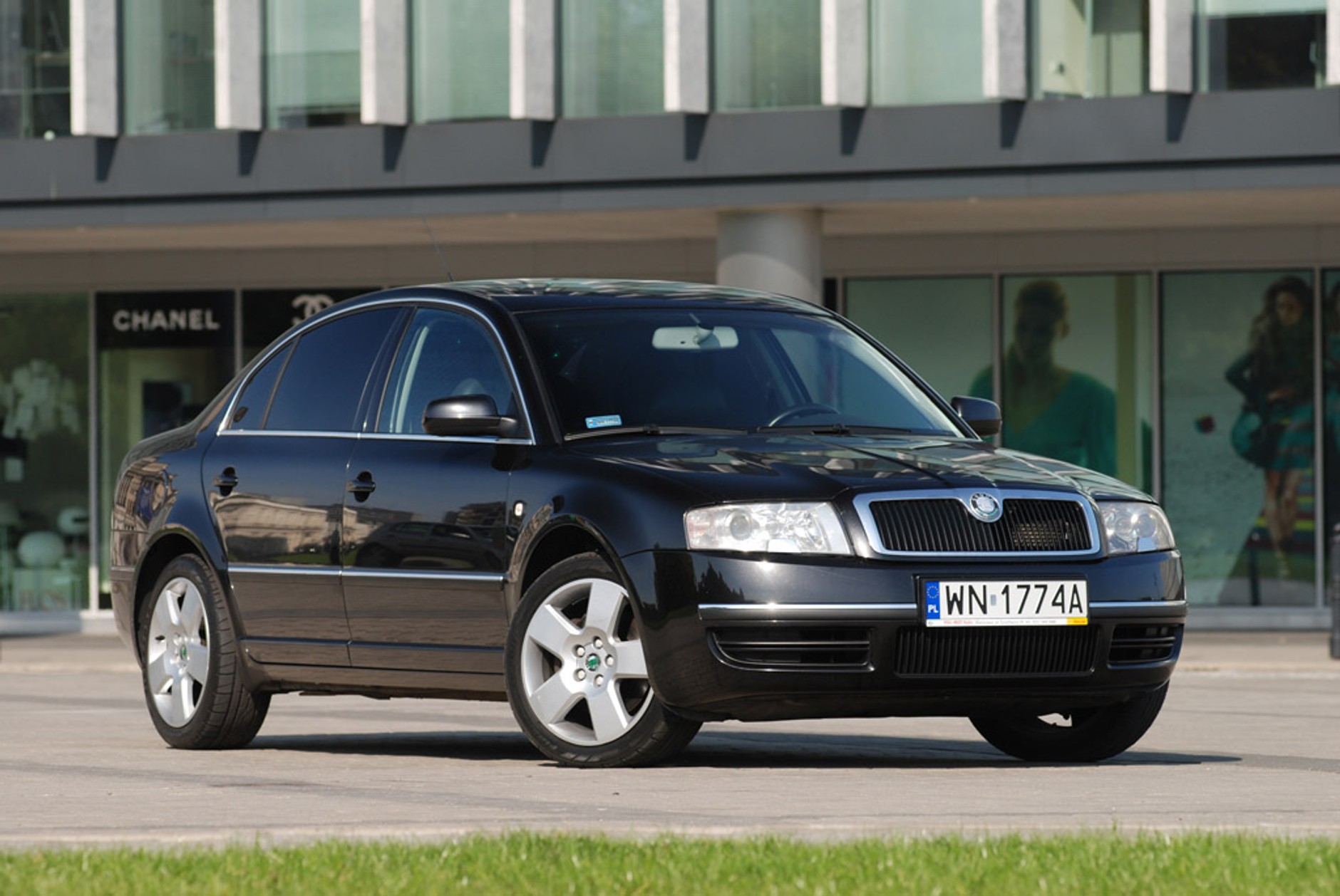 Skoda Superb 2.5 TDI: Wygoda i dynamika obciążone pewnym ryzykiem