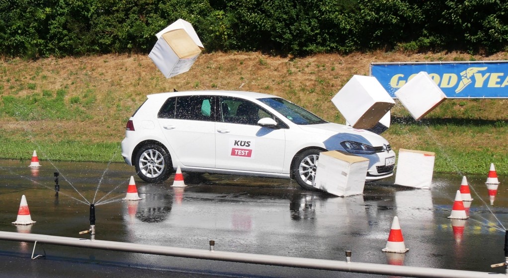 Test azjatyckich opon całorocznych