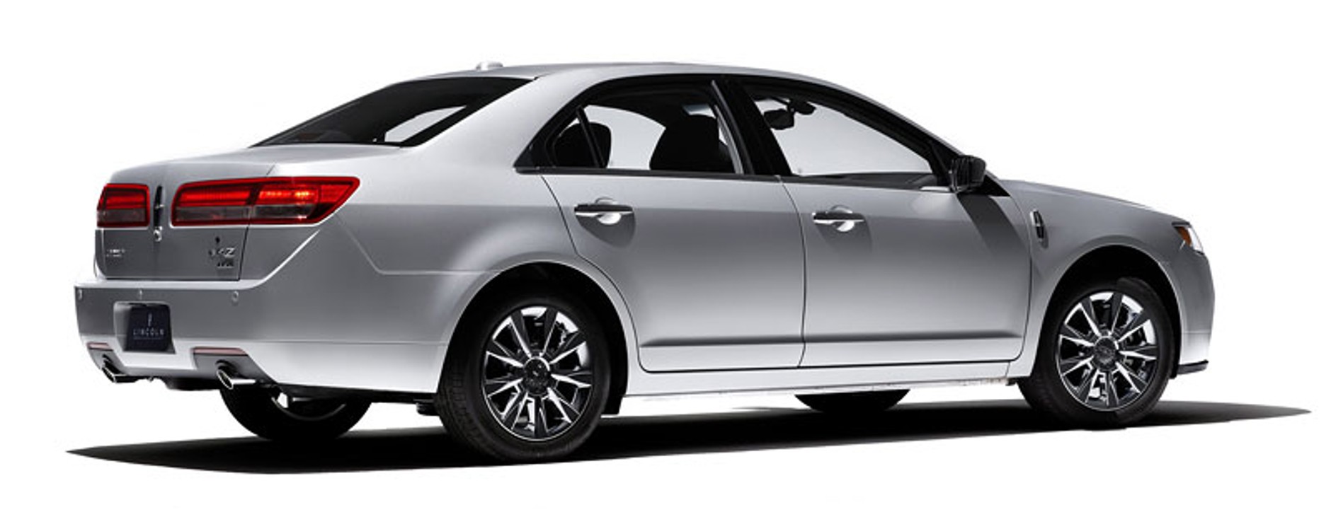 Los Angeles 2008: Lincoln MKZ - modernizacja najmniejszgo modelu