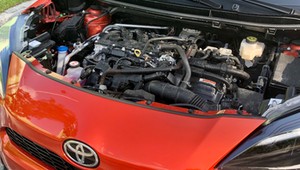 Toyota idzie pod prąd. Nie zamierza rezygnować z silników spalinowych