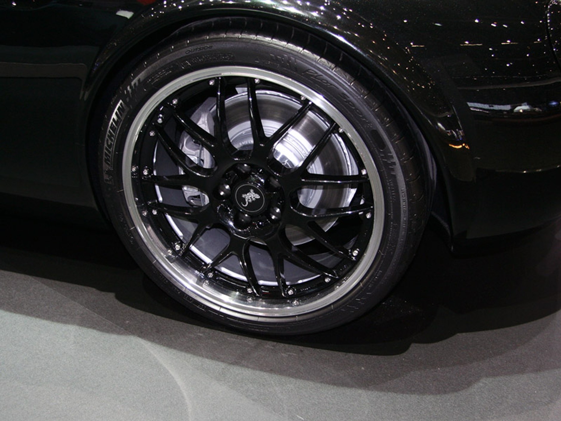 Genewa 2009: najważniejsze premiery (wideo)