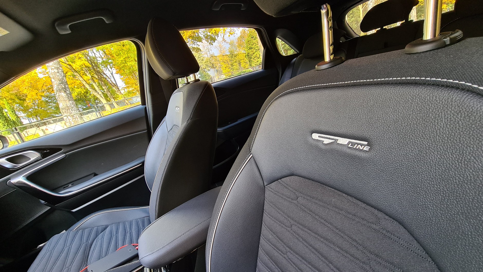 Kia Ceed 1.5 T-GDI 7DCT GT Line - 3 gen 2021