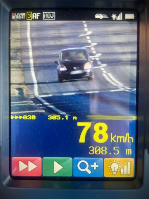 Kontrola trzeźwości. Na DK24 jechał z dwoma promilami bez uprawnień