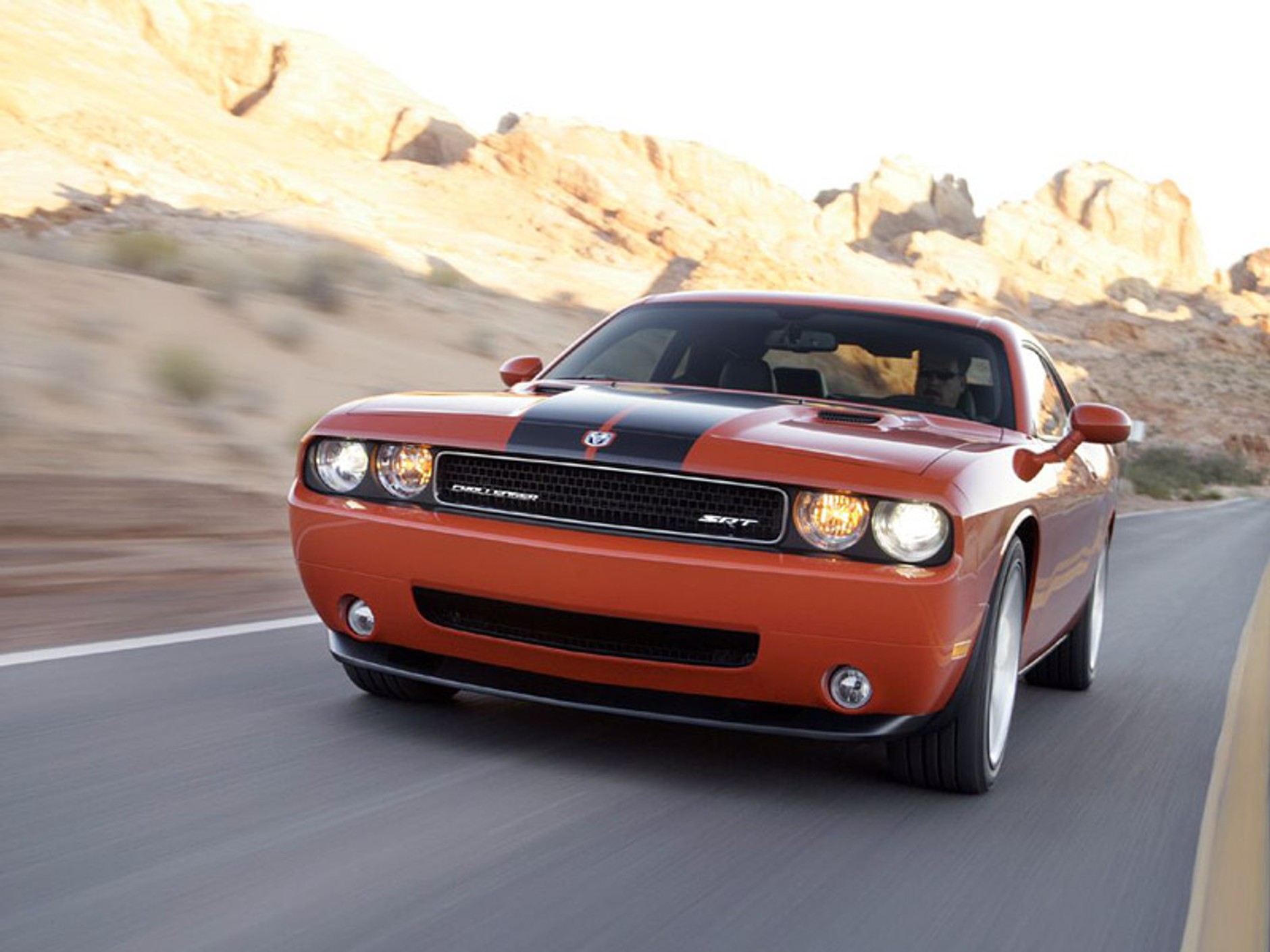Chicago 2008: Dodge Challenger SRT8 w akcji (video)