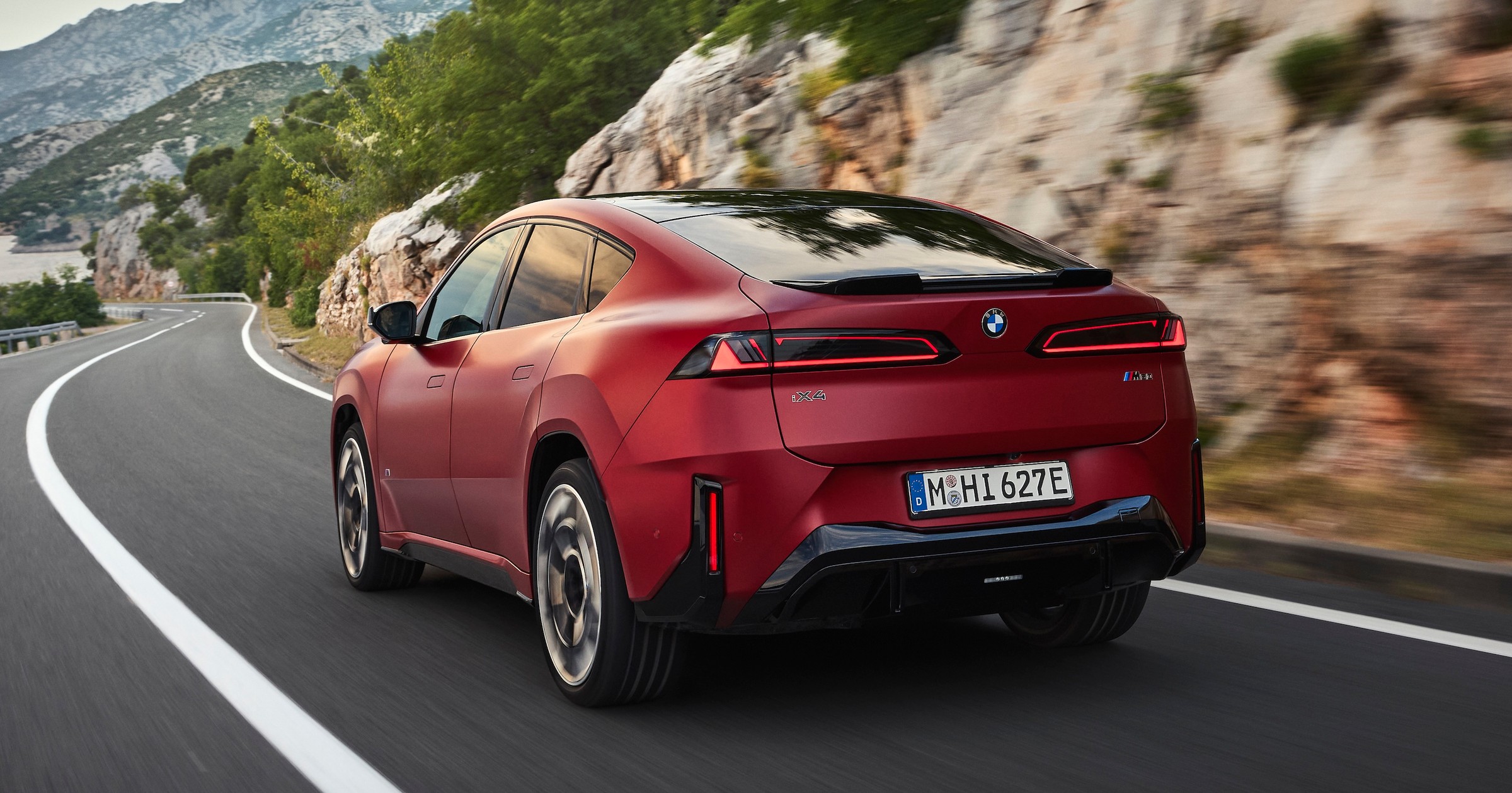 Nowe BMW iX4