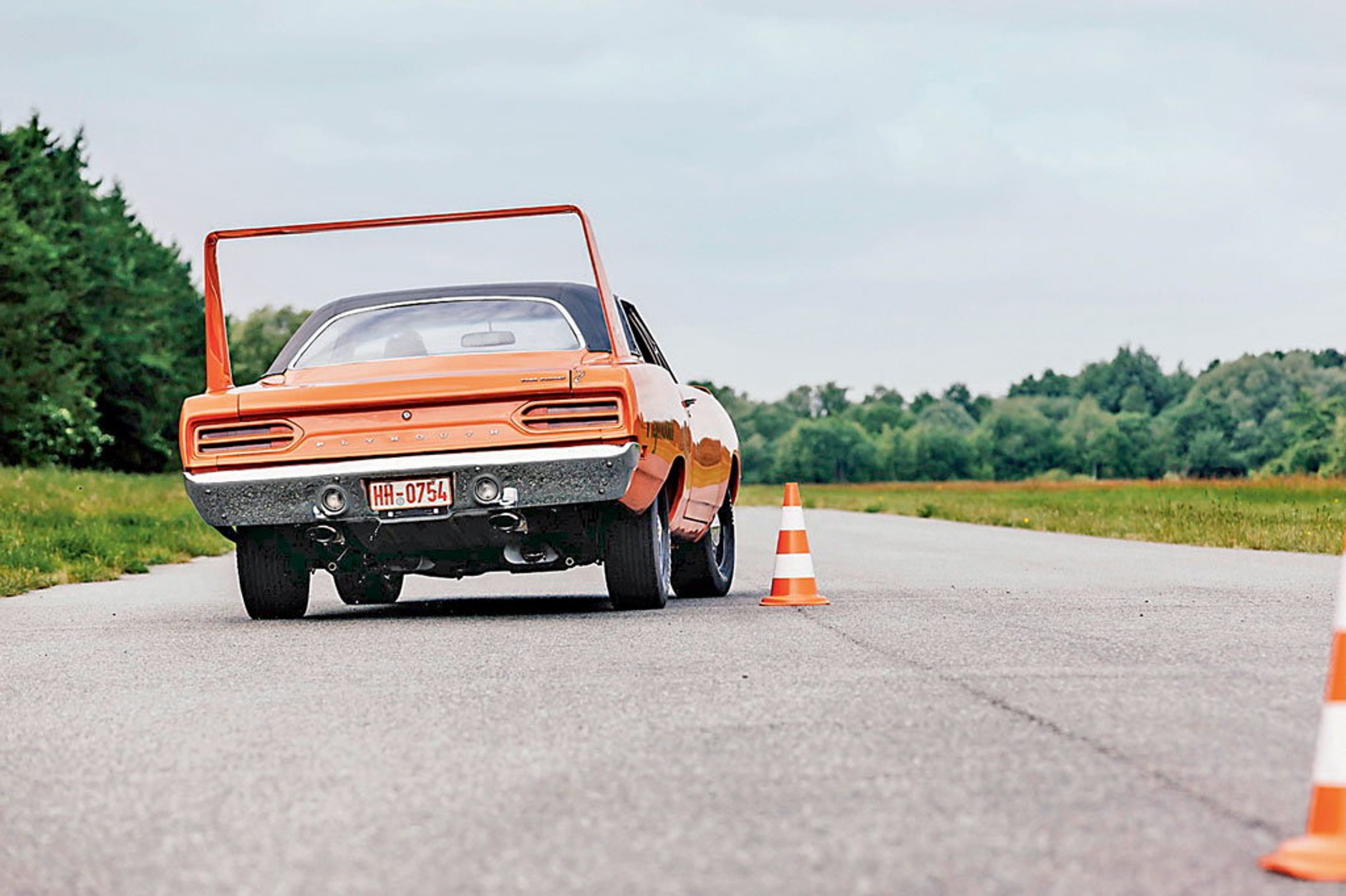 Plymouth Road Runner Superbird