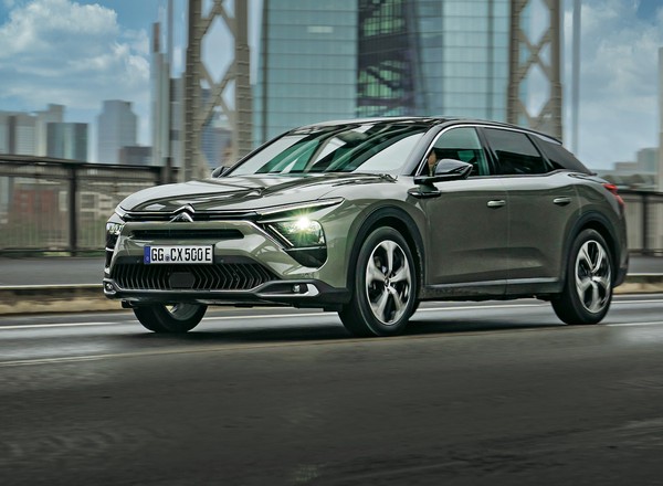 Citroen C5 X – Francuzi wracają do klasy średniej