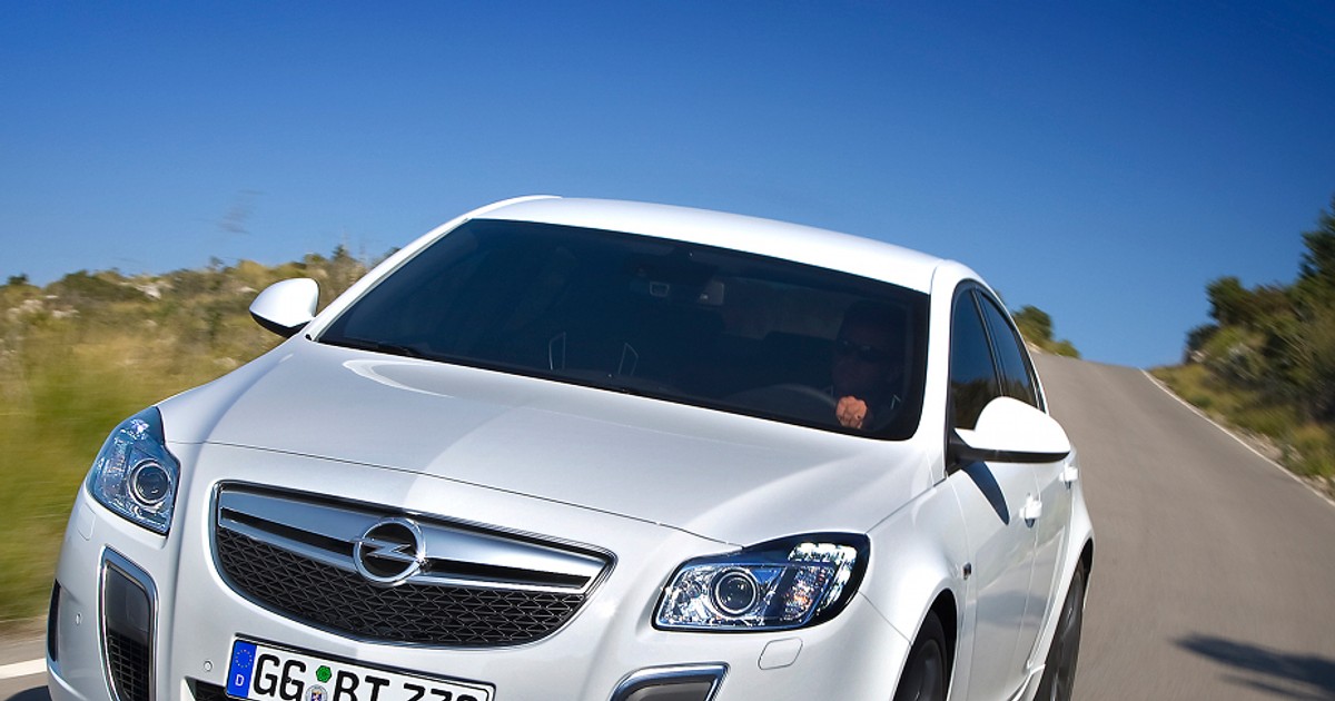 Opel Insignia OPC teraz również z automatem