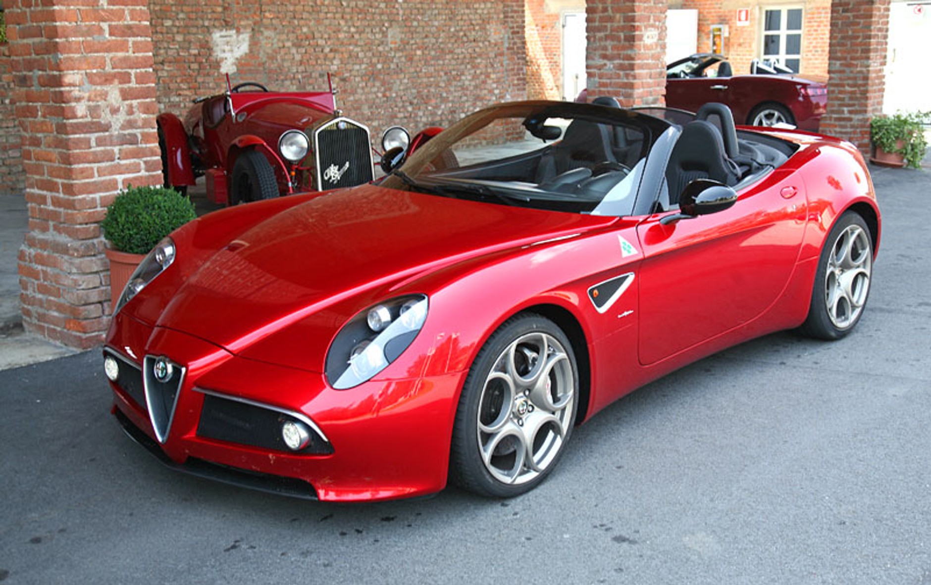 Alfa Romeo 8C Spider: pierwsze wrażenia z jazdy