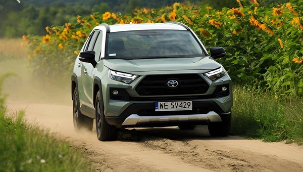 Toyota rozbiła bank. To pokazuje, dlaczego jest największym producentem świata