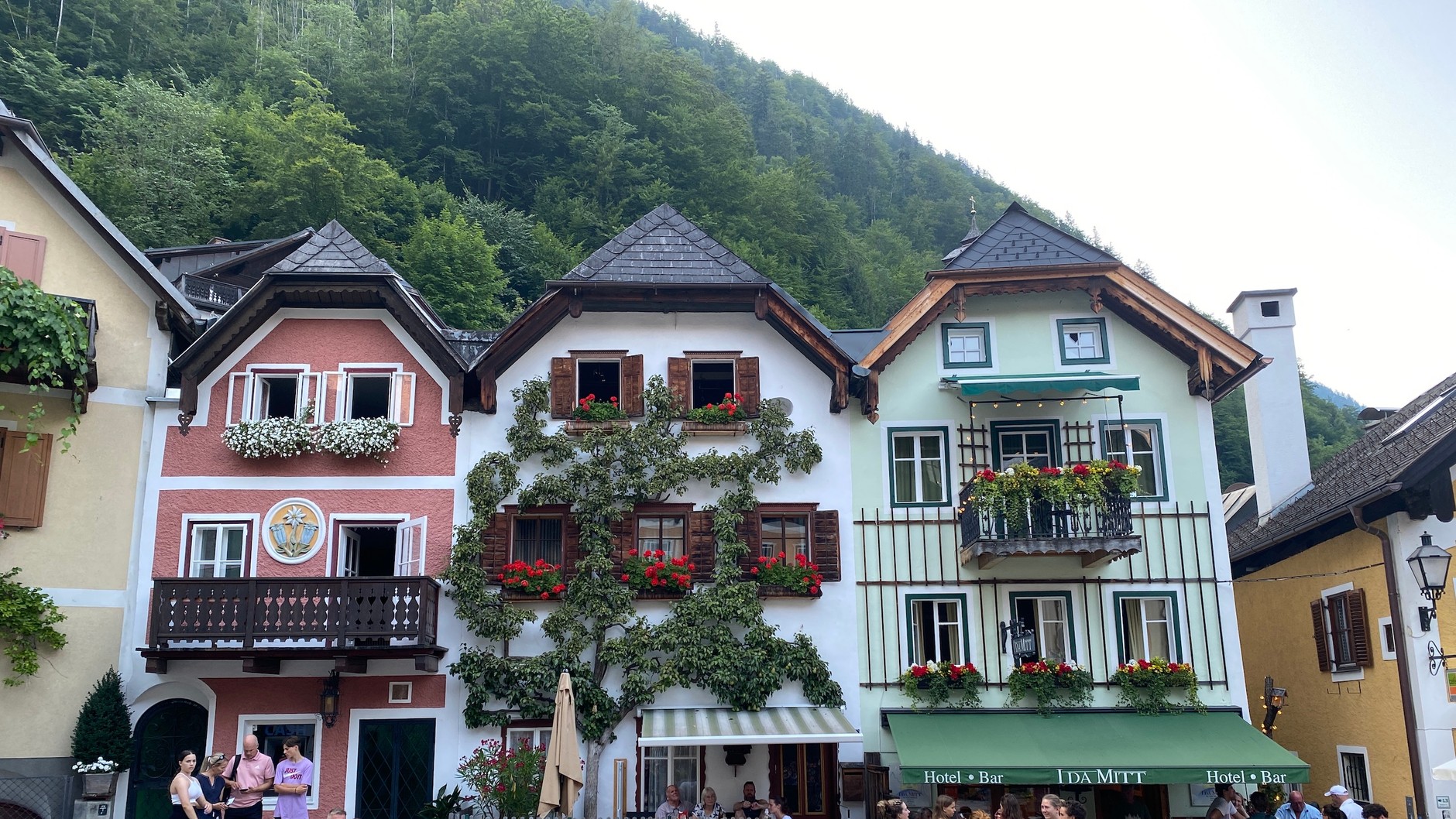 Porsche 718 Cayman T (982c) – podróż w Alpy