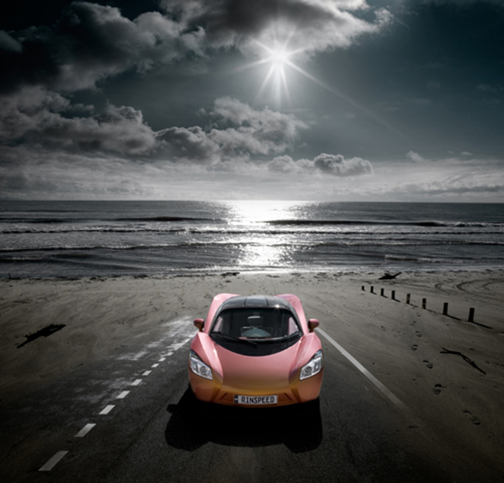 Rinspeed ichange to prawdziwy kameleon