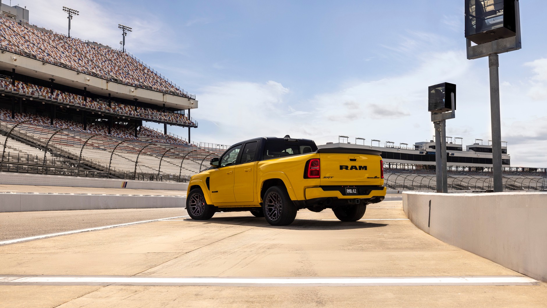 Ram 1500 Rumble Bee SRT