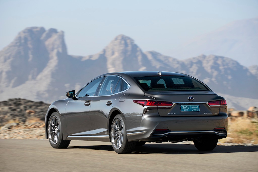 Lexus 500h – pierwsze jazdy