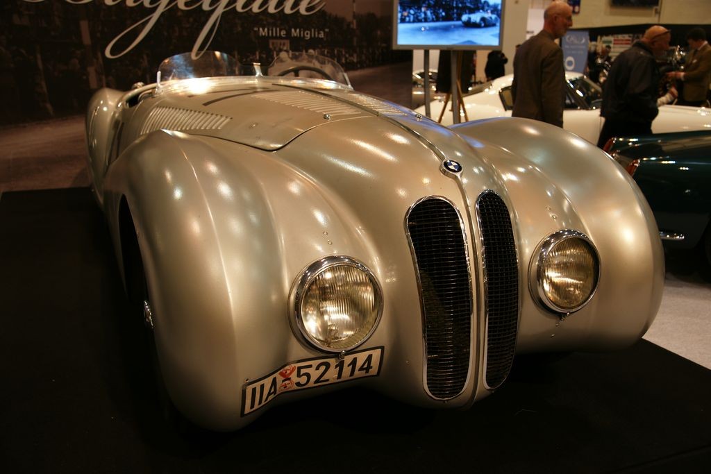 Techno Classica Essen 2010: targi rekordów - zaprzeczenie kryzysu w motoryzacji (galeria)