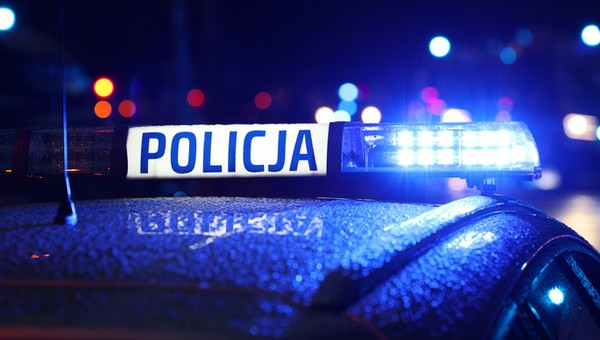 Jak udało im się ukraść niepostrzeżenie tak wielkie pojazdy? Policja prosi o pomoc