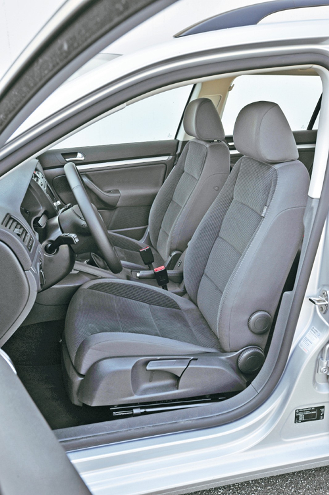 Hyundai i30 CW kontra VW Golf Variant i Peugeot 308 SW - Golf poważnie zagrożony