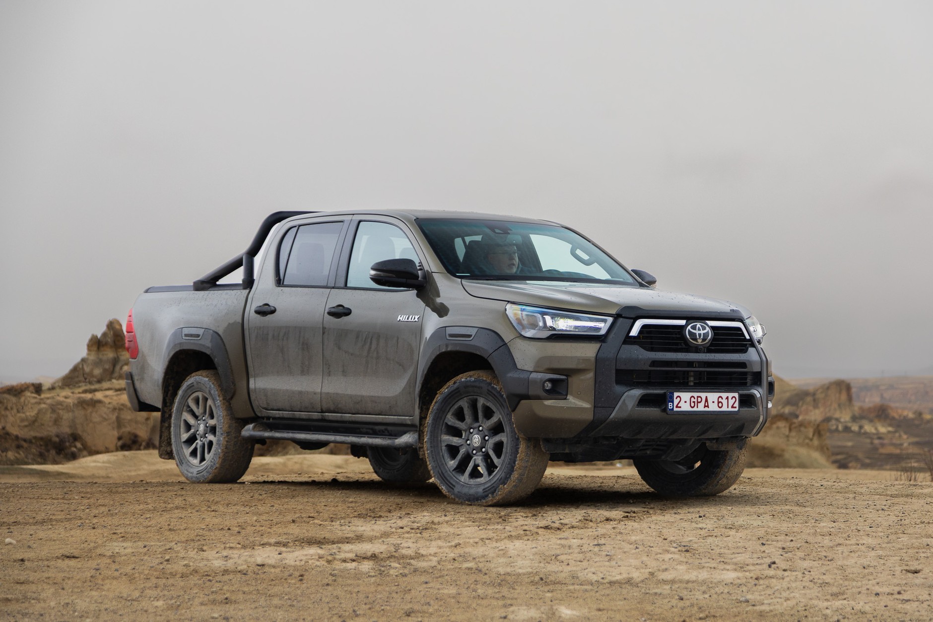 Toyota Hilux MHEV