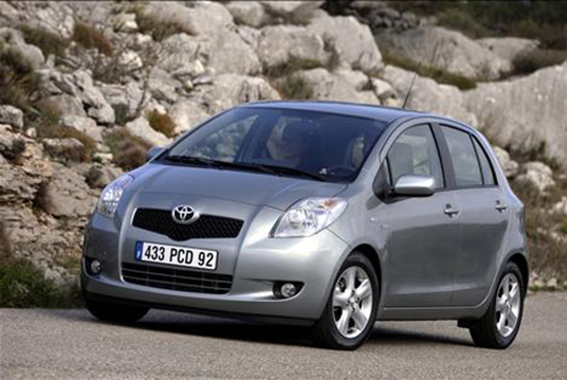 Milion Yarisów z Europy