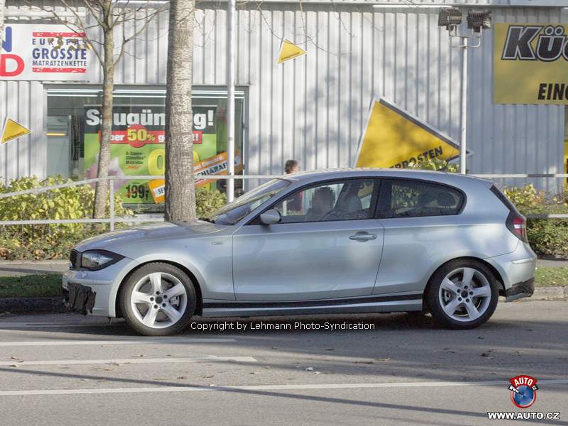 Spy Photos: facelifting i wersja 3-drzwiowa BMW 1 w Genewie!